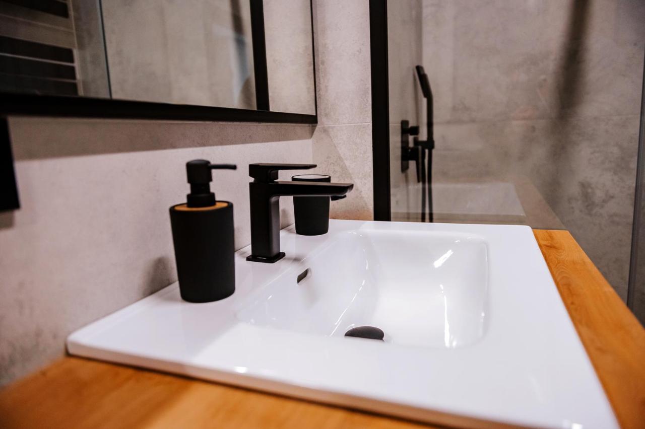 Apartament Turkusowy - Basen, Sauna, Klimatyzacja Dziwnów المظهر الخارجي الصورة